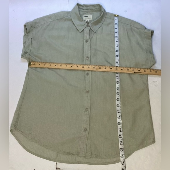 Tilley pale green pin striped, summer, button down shirt. Lg, lyocel - Picture 3 of 9